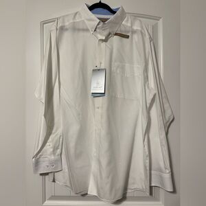 Men’s Ariat White Long Sleeve Wrinkle Free Shirt